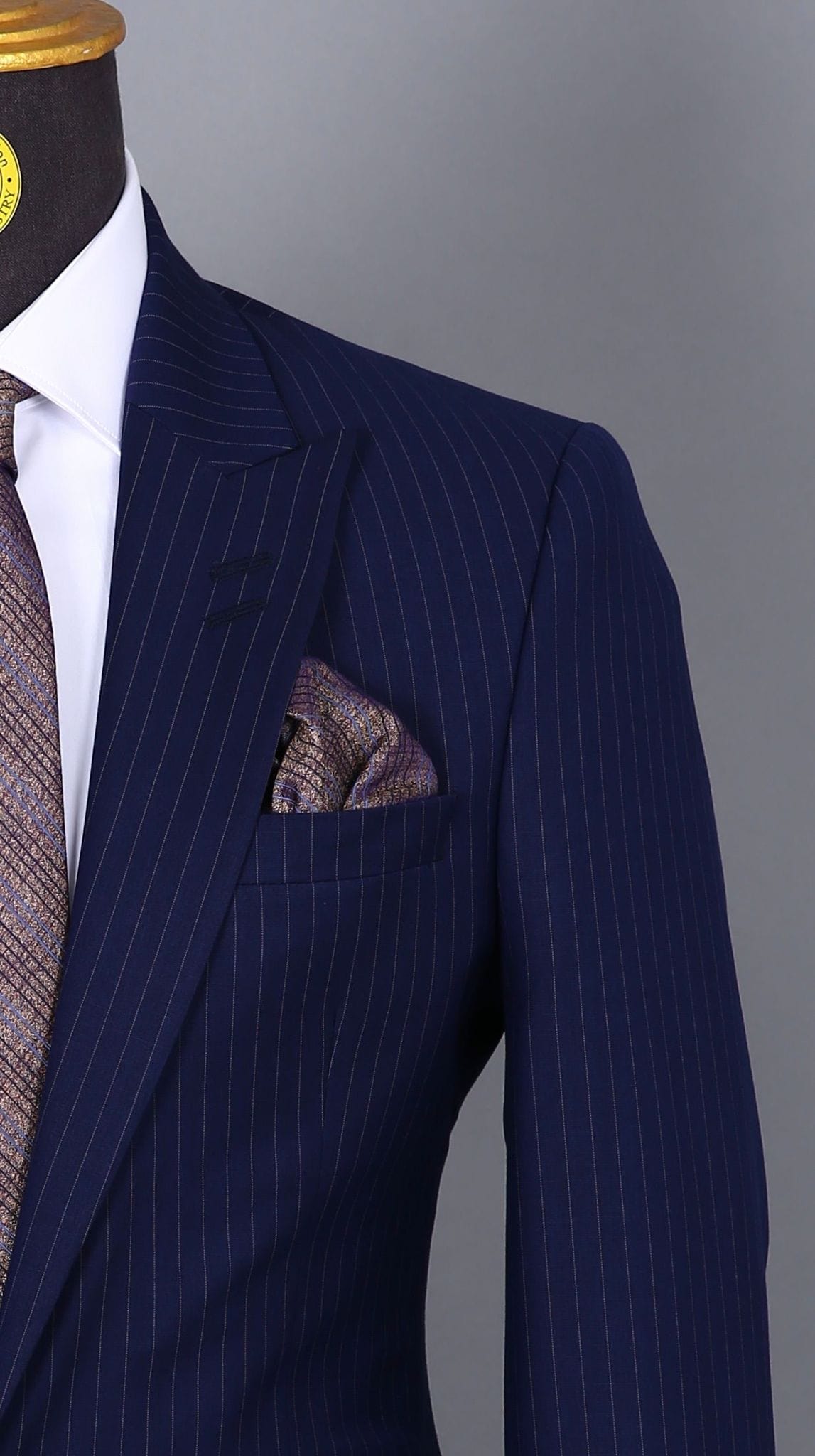 Costume 2 Pièces bleu rayé 1 bouton pour homme COSTUMES 2 PIECES V.I.P MOUBARAK SHOP