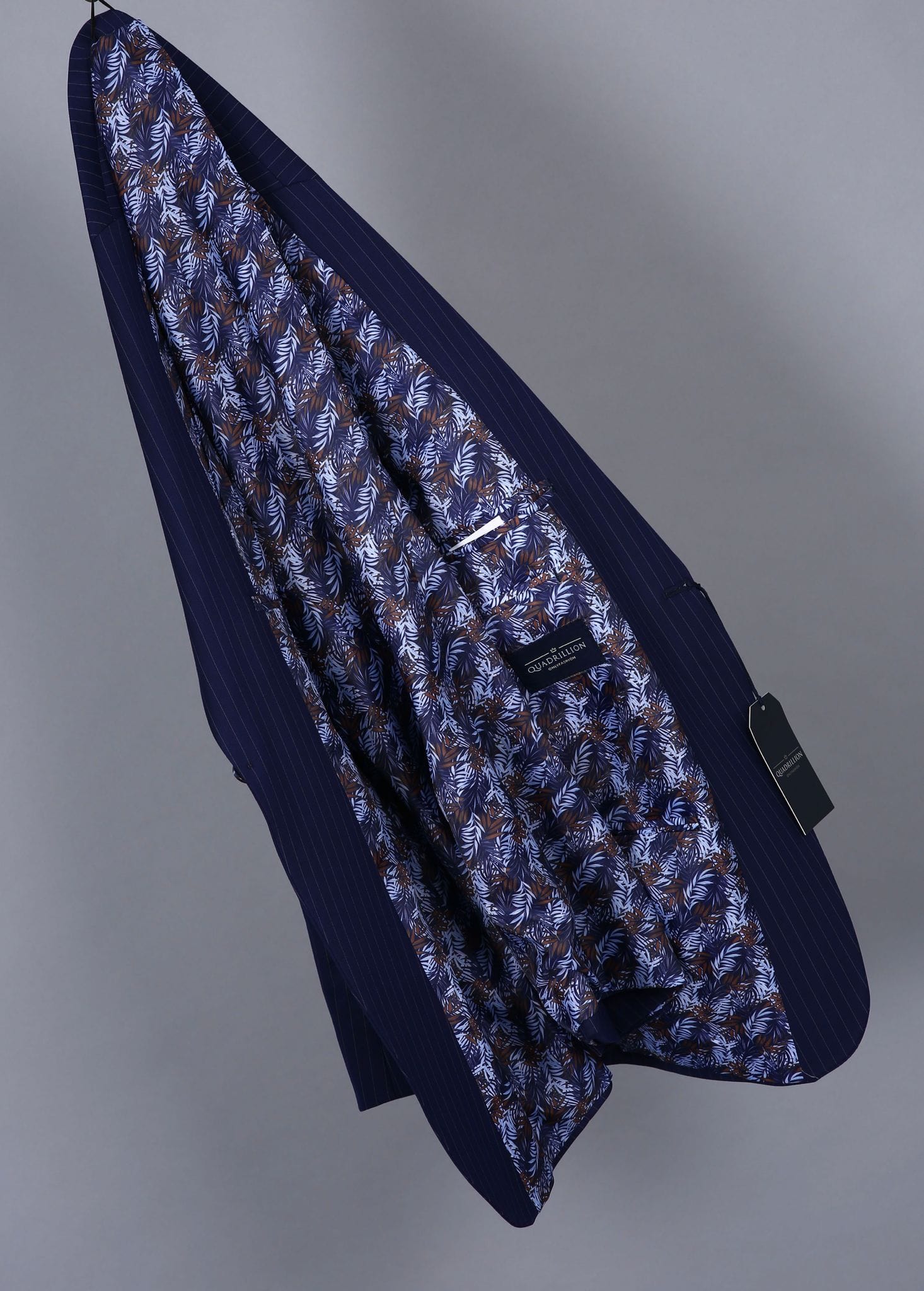 Costume 2 Pièces bleu rayé 1 bouton pour homme COSTUMES 2 PIECES V.I.P MOUBARAK SHOP