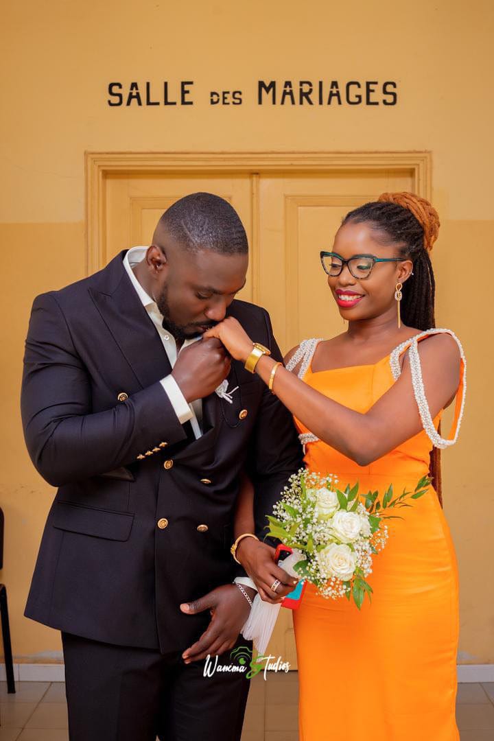 Moubarak Shop, Ensemble Costume 3 pièces, costume 2 pièces, veste, homme, costume croisé, blazer de luxe, chemise de luxe, cravate, Dakar, Sénégal, Smoking, Costume de mariage, Safari Suit, Costume Safari, Costume Saharien