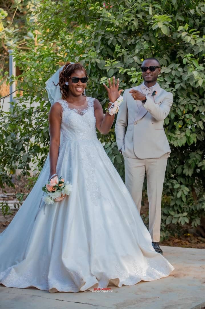 Moubarak Shop, Ensemble Costume 3 pièces, costume 2 pièces, veste, homme, costume croisé, blazer de luxe, chemise de luxe, cravate, Dakar, Sénégal, Smoking, Costume de mariage, Safari Suit, Costume Safari, Costume Saharien