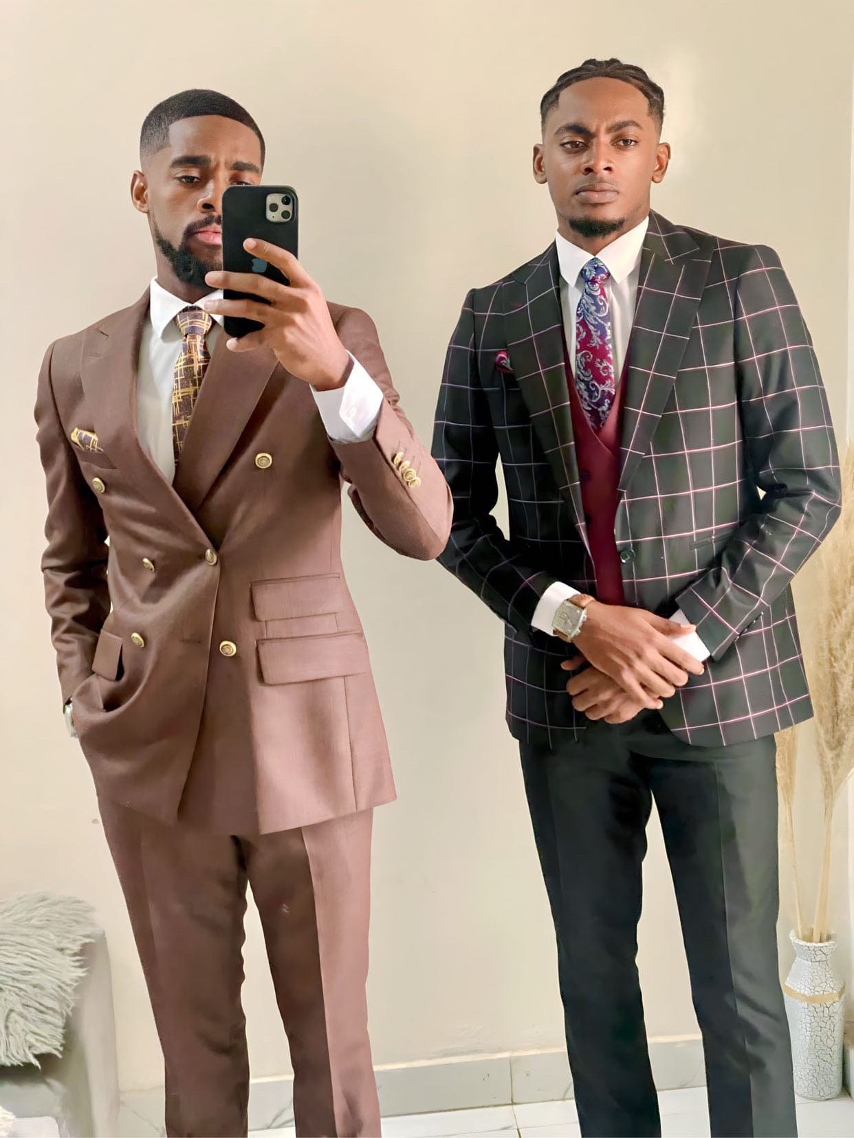 Moubarak Shop, Ensemble Costume 3 pièces, costume 2 pièces, veste, homme, costume croisé, blazer de luxe, chemise de luxe, cravate, Dakar, Sénégal, Smoking, Costume de mariage, Safari Suit, Costume Safari, Costume Saharien