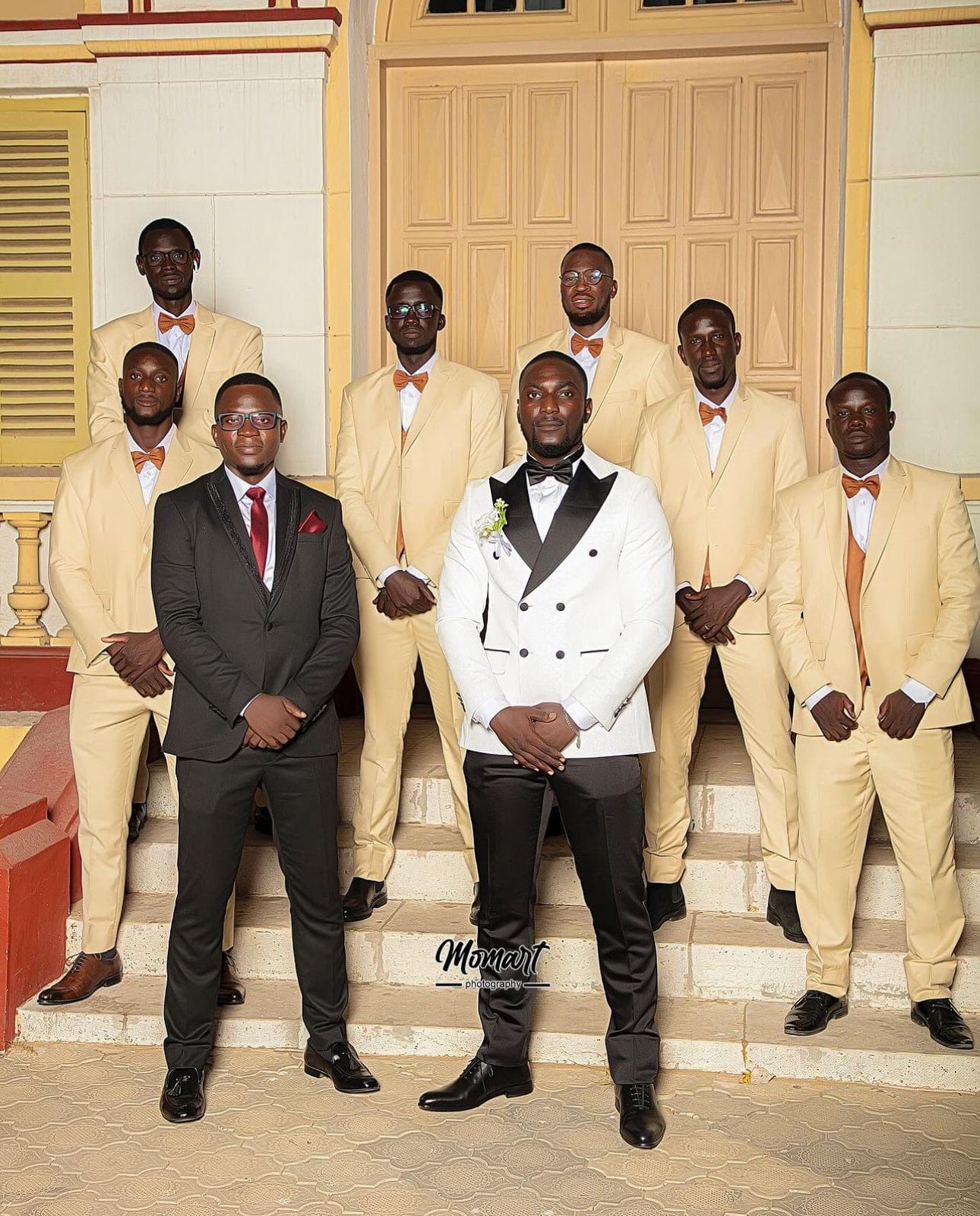 Moubarak Shop, Ensemble Costume 3 pièces, costume 2 pièces, veste, homme, costume croisé, blazer de luxe, chemise de luxe, cravate, Dakar, Sénégal, Smoking, Costume de mariage, Safari Suit, Costume Safari, Costume Saharien