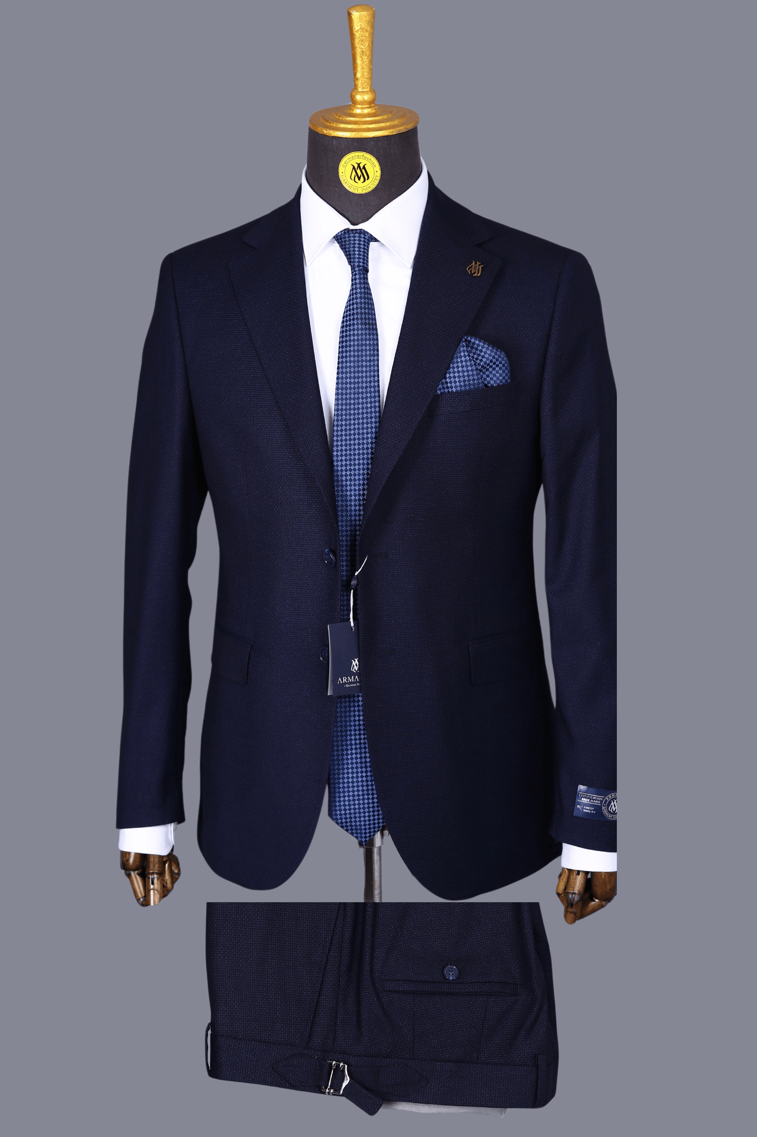 Costume 2 Pieces bleu Marine 2 boutons pour homme COSTUMES 2 PIECES V.I.P MOUBARAK SHOP