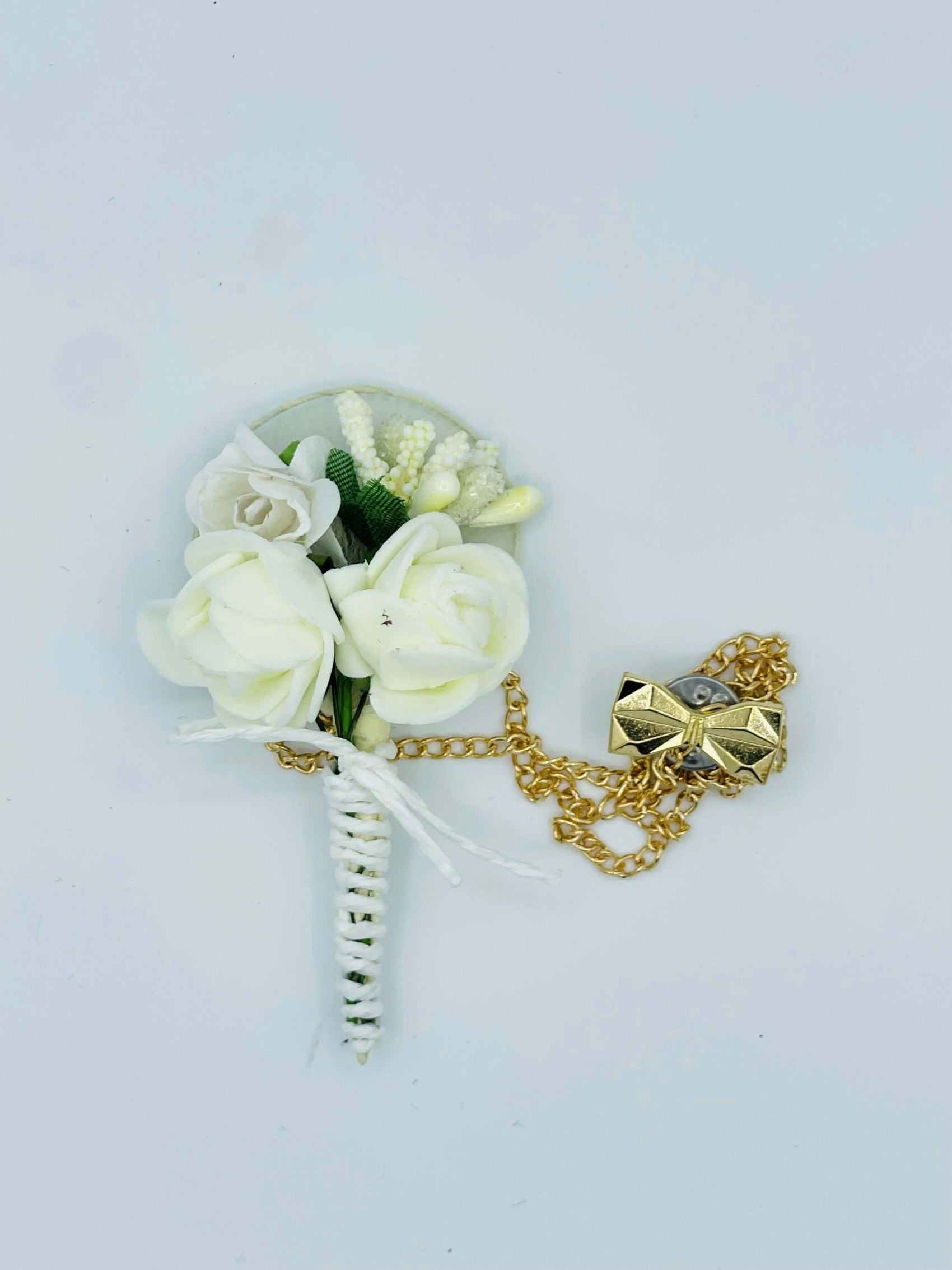 Broche Fleur et Chaine - Blanche BRC019