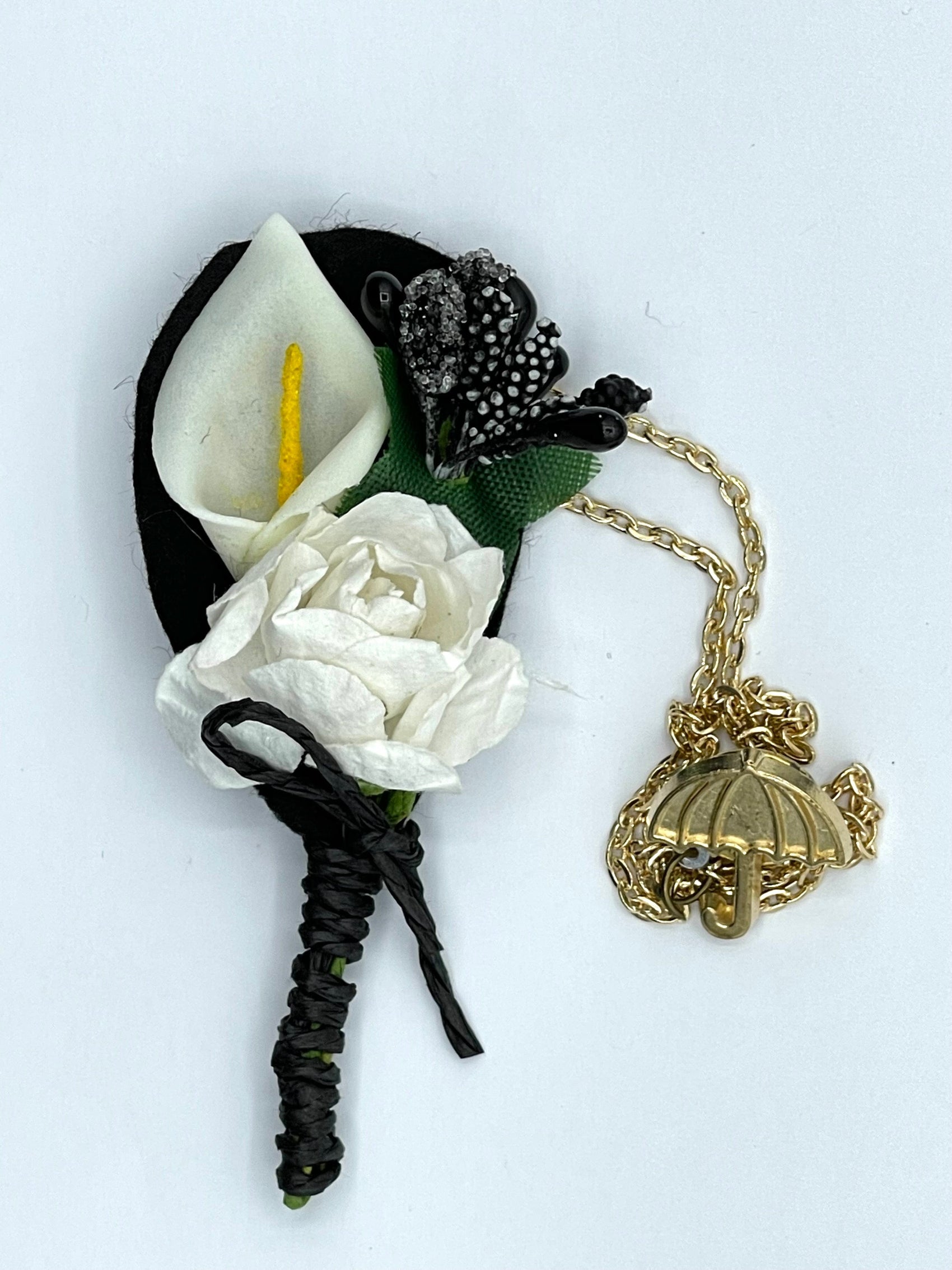 Broche Fleur et Chaine - Blanche BRC038