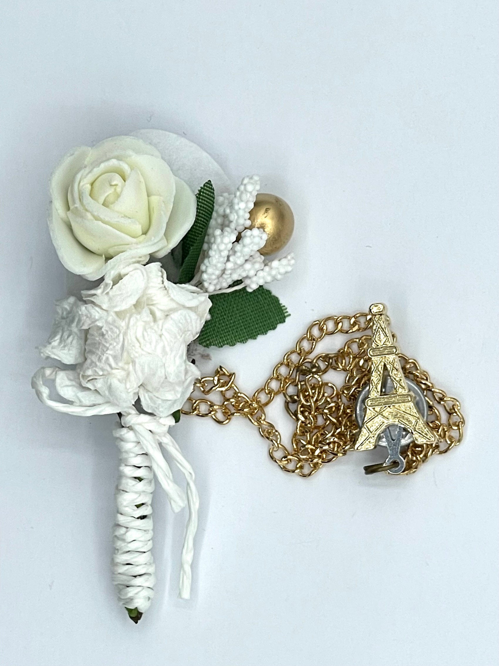 Broche Fleur et Chaine - Blanche BRC046
