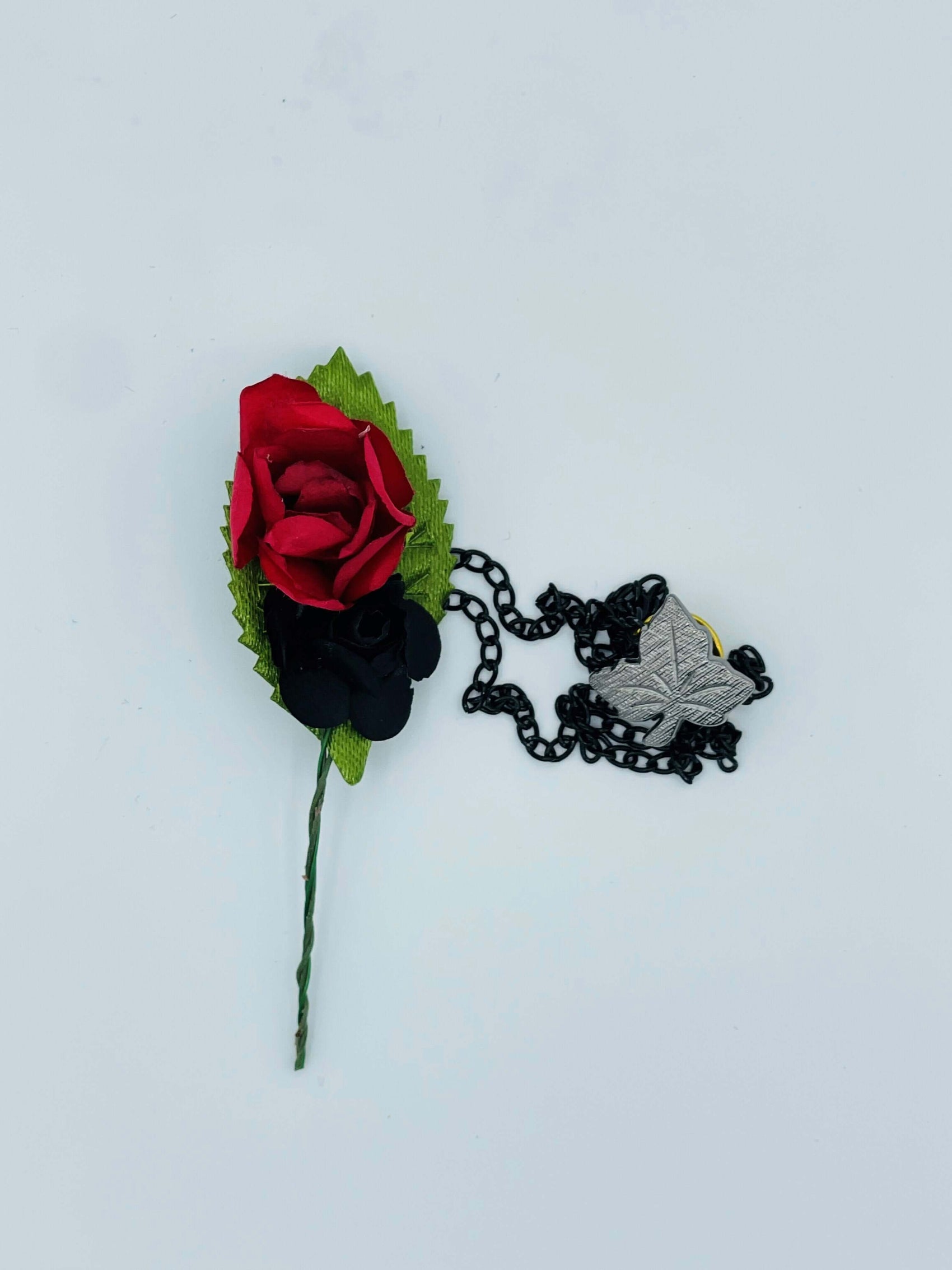 Flower and Chain Brooch - Red BRC013