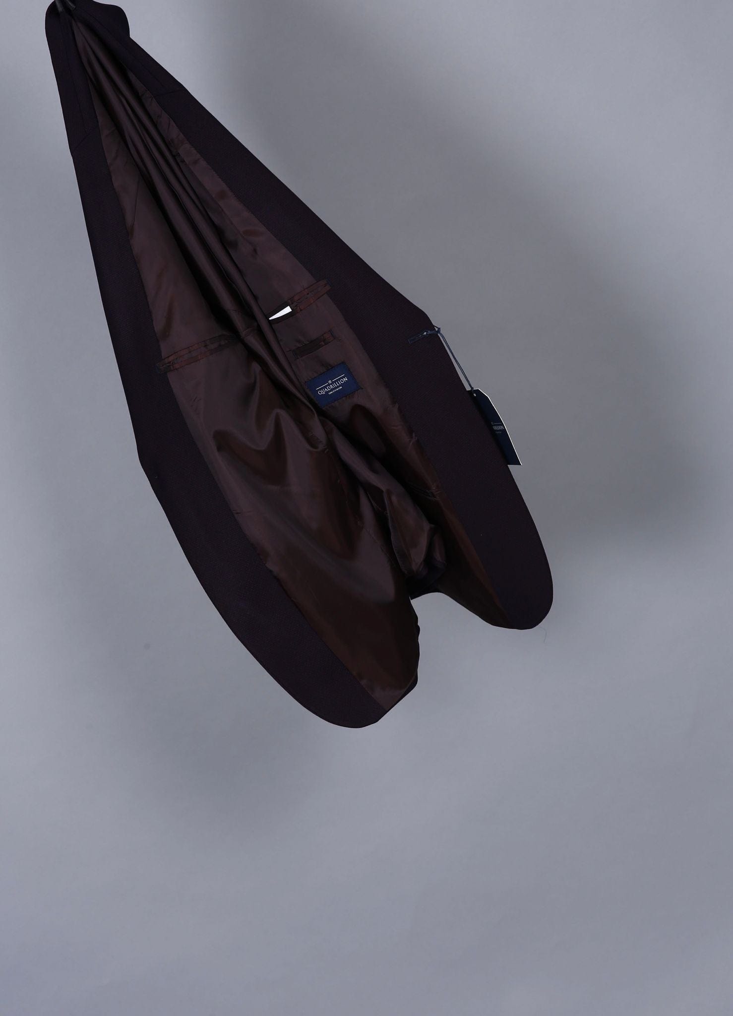 Costume 2 pièces aubergine 1 bouton pour homme COSTUMES 2 PIECES V.I.P MOUBARAK SHOP